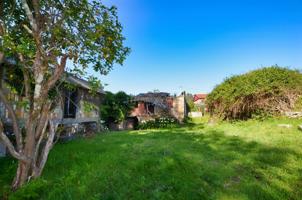 Casa pareada para rehabilitar con gran terreno en entorno rural, próximo a Tui photo 0