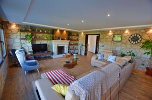 ¡ESPECTACULAR CHALET DE PIEDRA EN VENTA EN O ROSAL PRÓXIMO AL CENTRO! photo 0