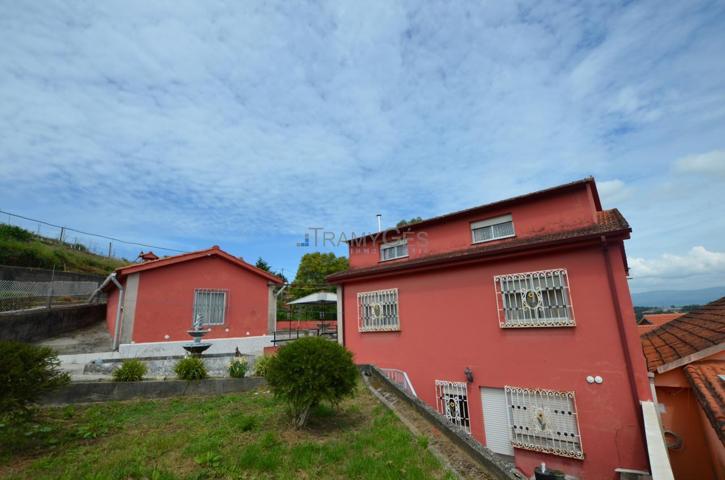 Vivienda unifamiliar en zona rural alta, soleada y con vistas a Portugal - Tomiño photo 0