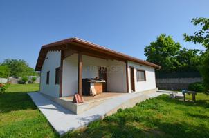 Casa de madera nueva a estrenar de 2 dormitorios, 1 baño, 1 aseo en Tomiño (próximo a Tui) photo 0