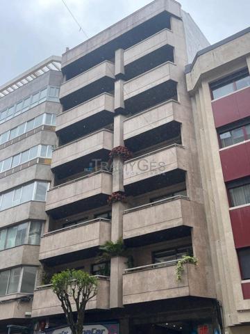 Exclusivo piso en Calle Bolivia, junto a El Corte Inglés, Ciudad de la Justicia y Vialia. photo 0