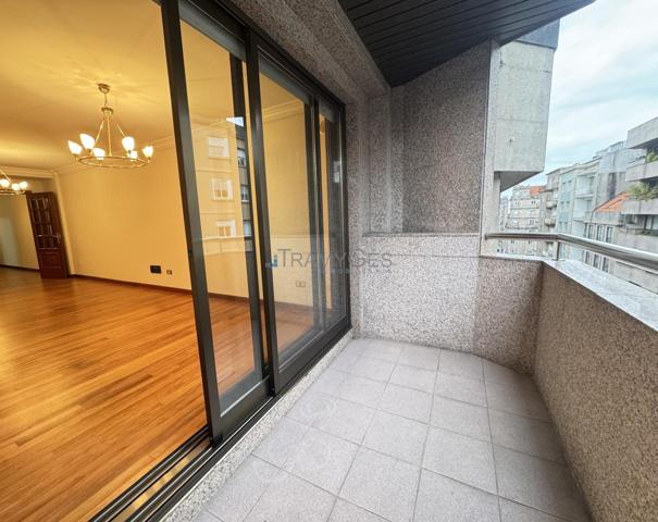 Exclusivo piso en Calle Bolivia, junto a El Corte Inglés, Ciudad de la Justicia y Vialia. photo 0