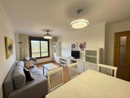 PISO AMUEBLADO DE 2 HABITACIONES Y 2 BAÑOS CON ASCENSOR GARAJE Y TRASTERO photo 0