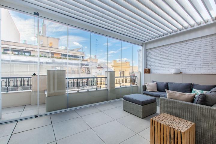  Ático En venta en Calle De Antonio Acuña, Barrio De Salamanca, Madrid photo 0