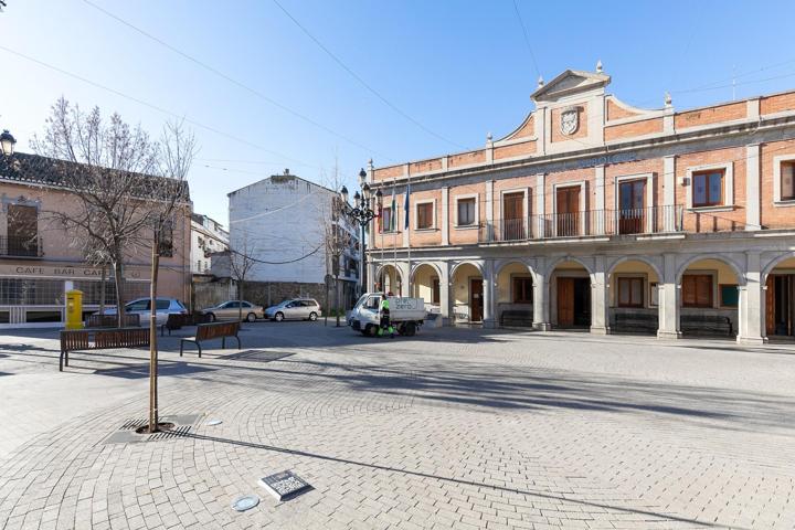 LOCAL JUNTO AYUNTAMIENTO DE ALBOLOTE photo 0