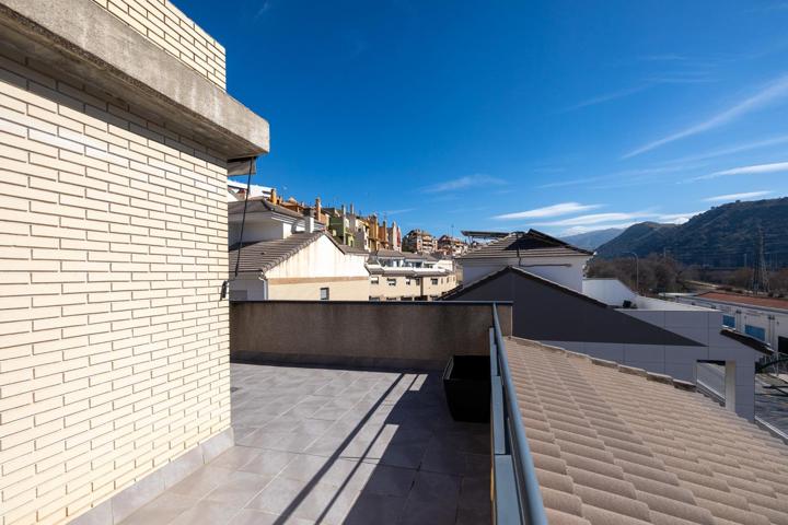 ¡¡¡PRECIOSO CASA CON TODO EL CONFORT Y LUJO QUE MERECES EN GRANADA!!! VEN A VISITARLO photo 0