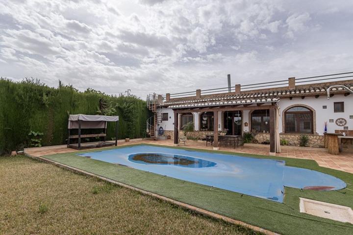 ESPECTACULAR VILLA CON CASA EN 1 SOLA PLANTA. PARCELA DE 18.000 M2 photo 0