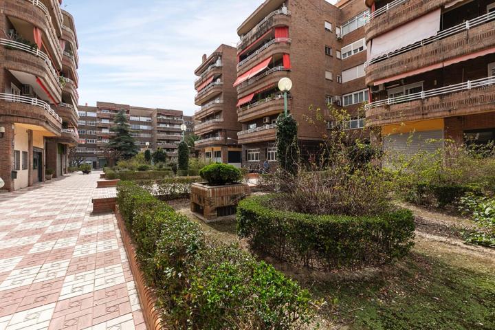 Apartamento a estrenar en Parque del Genil photo 0