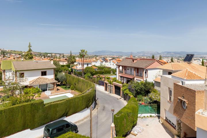 ¡GRAN CHALET EN GOJAR EN URBANIZACION LOS CEREZOS! photo 0