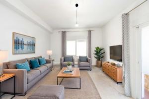 Oportunidad!! Vivienda en planta alta, exterior, frente al Corte Ingles. photo 0
