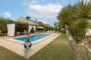 Chalet con piscina en Urbanización Suspiro del Moro photo 0