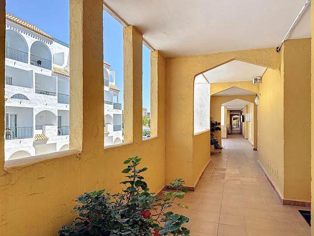 SE VENDE BONITO PISO CON GRAN TERRAZA EN ROQUETAS DE MAR ALMERIA photo 0