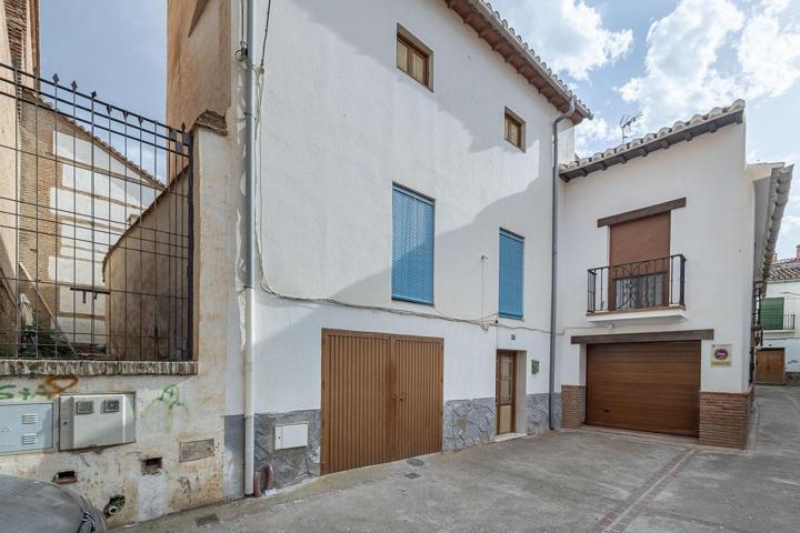 CASA EN PLENO DENTRO DE GUADIX photo 0