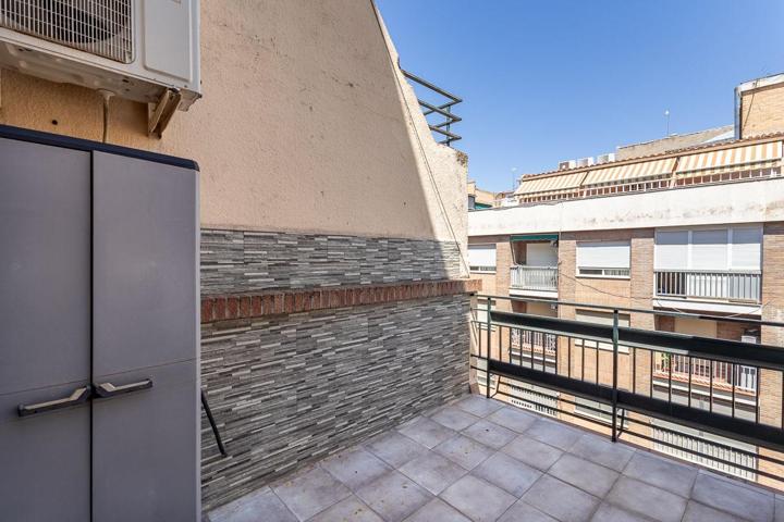 Piso reformado con terraza en Obispo Hurtado photo 0