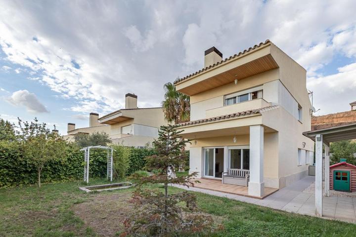 Chalet en Otura photo 0