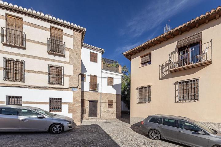 EDIFICIO EN EL ALBAYZÍN JUNTO PLAZA DE SAN NICOLÁS! TOTALMENTE REFORMADO! photo 0