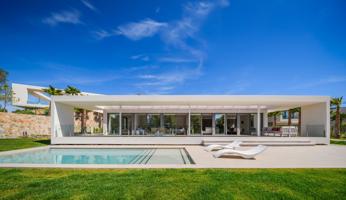 Villa en Las Colinas Golf photo 0