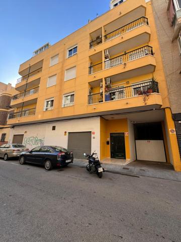 Piso En venta en Centro, Torrevieja photo 0