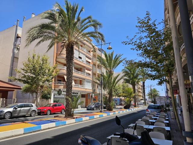 Piso En venta en Playa De Los Locos, Torrevieja photo 0