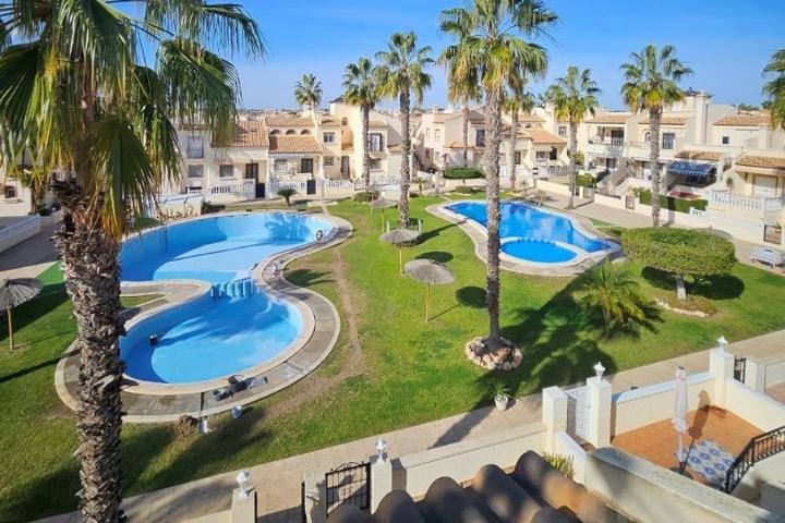 Apartamento con vistas al mar photo 0