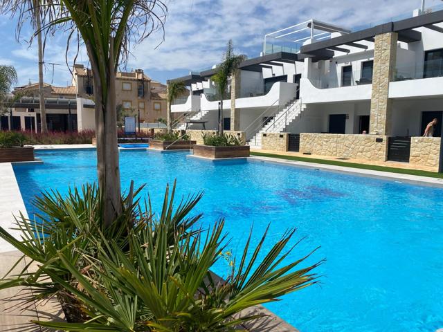 Casa De Campo En venta en Punta Prima, Orihuela Costa photo 0