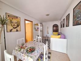 Piso En venta en Torrevieja, Torrevieja photo 0