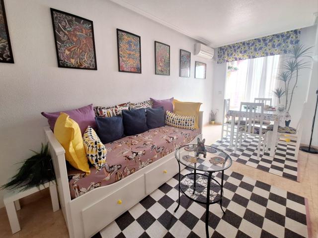 Piso En venta en Torrevieja, Torrevieja photo 0
