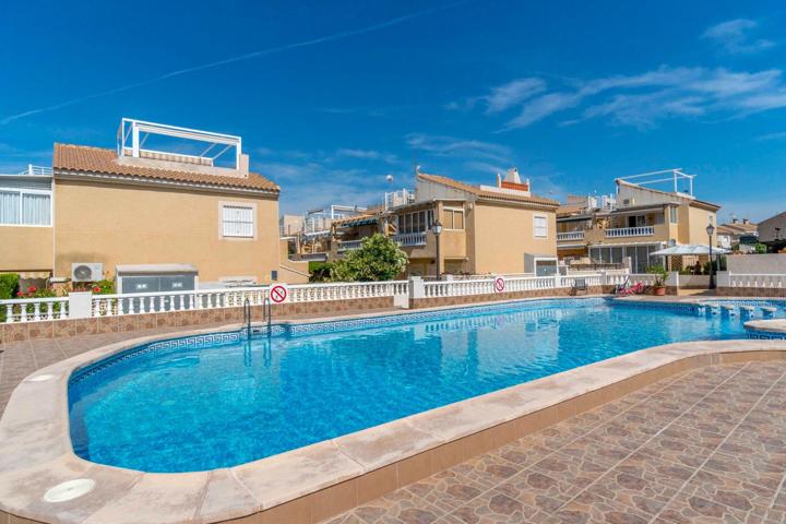 Casa De Campo En venta en Aguas Nuevas, Torrevieja photo 0