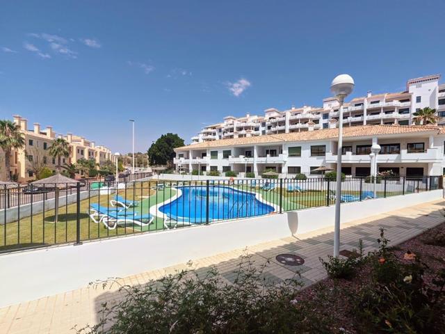 Dúplex En venta en Campo De Golf De Campoamor, Campoamor photo 0