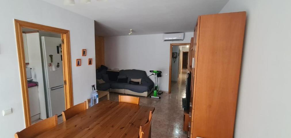 CÉNTRICO PISO EN VENTA EN TORREDEMBARRA photo 0