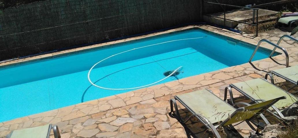 CASA CON PISCINA EN VENTA photo 0