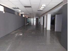 LOCAL COMERCIAL EN VENTA EN BADALONA photo 0