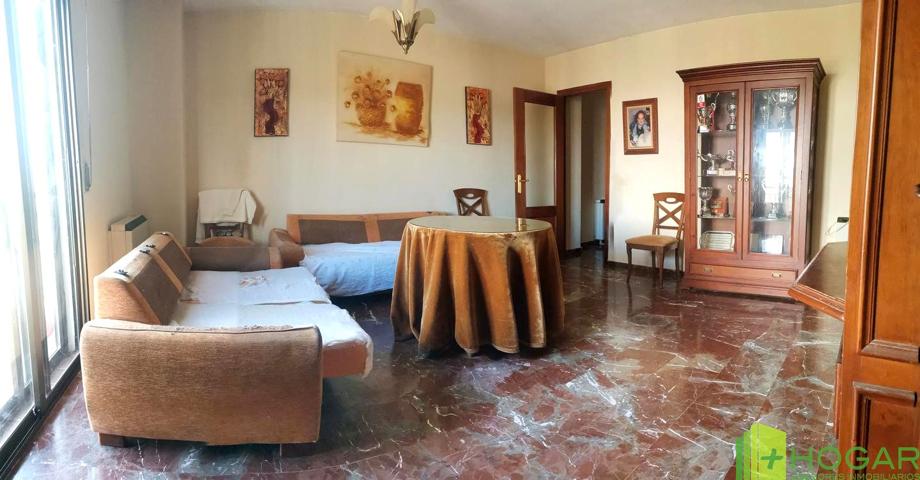 ¡Propon tu oferta! Oportunidad en una de las mejores zonas de Mengibar. photo 0