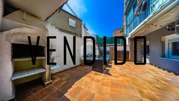 Si estás buscas una vivienda diferente, AREA UNO te trae este piso con patio privado. photo 0