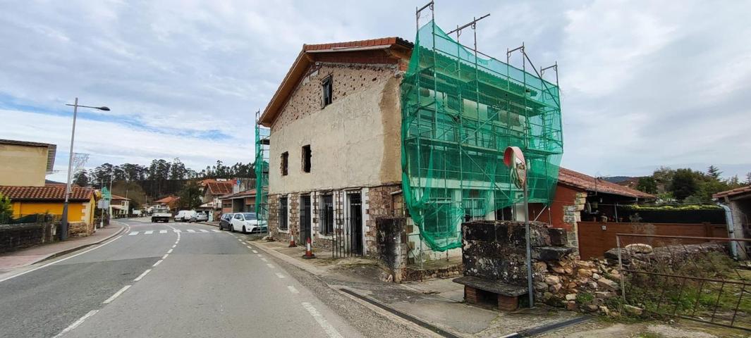 CONJUNTO DE EDIFICACIONES EN VILLANUEVA DE LA PEÑA.- photo 0