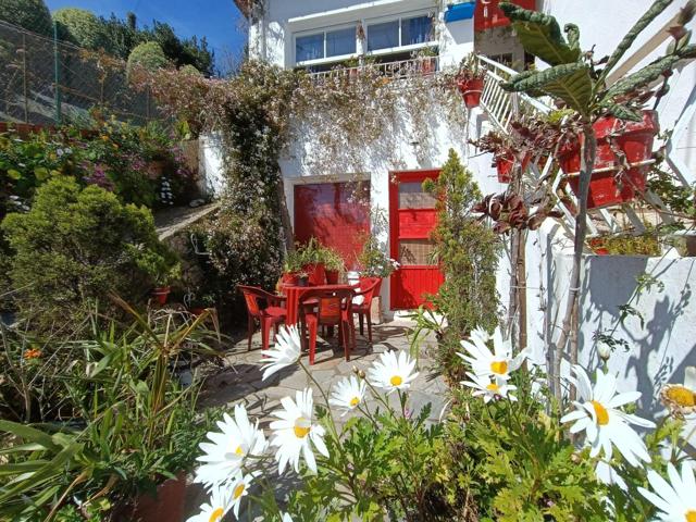 CASA EN DOS ALTURAS EN CÓBRECES CON MÚLTIPLES POSIBILIDADES.- photo 0