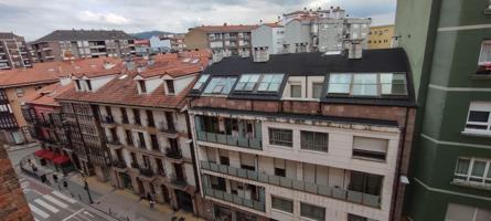 PISO EN EL CENTRO DE TORRELAVEGA.- photo 0