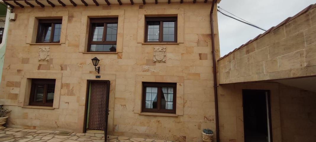 CASA A UN PASO DEL MAR Y DE SANTILLANA DEL MAR.- photo 0