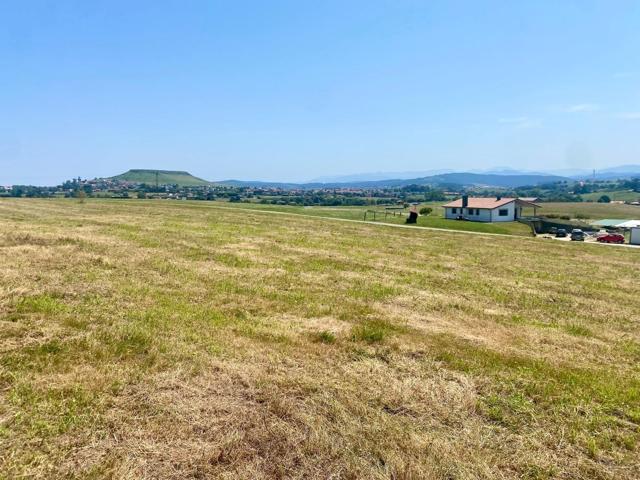 TERRENO CON VISTAS DESPEJADAS EN PUENTE AVIOS (SUANCES).- photo 0