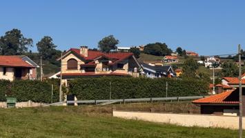 TERRENO URBANIZABLE PARA CONSTRUIR VIVIENDA EN POLANCO photo 0