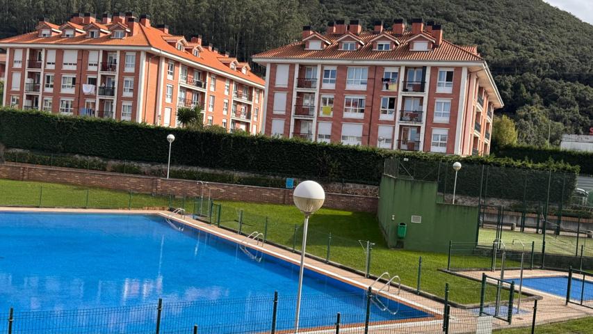 Luminoso apartamento con terraza, garaje y piscina -Zona el Bosque (Entrambasaguas) photo 0