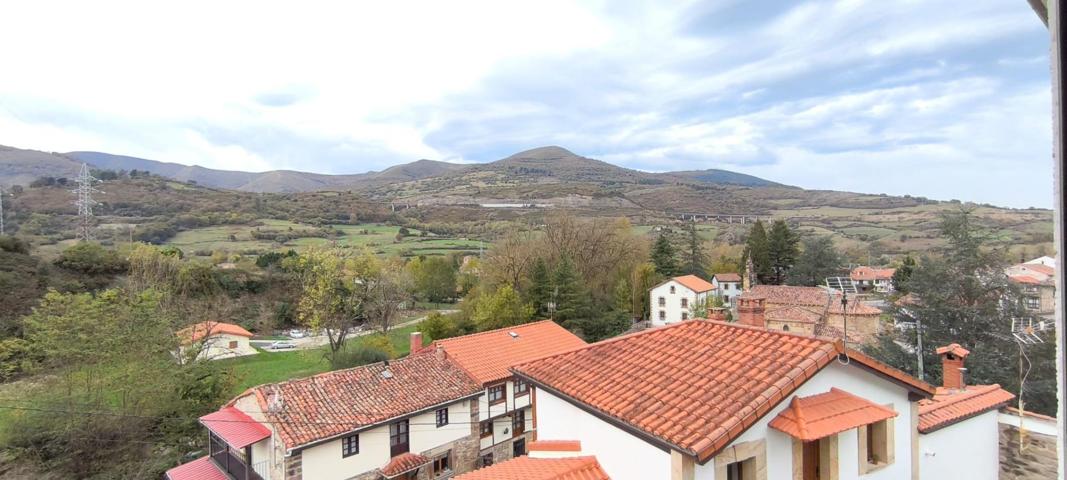 ENCANTO RURAL Y CONFORT MODERNO EN BÁRCENA DE PIE DE CONCHA.- photo 0