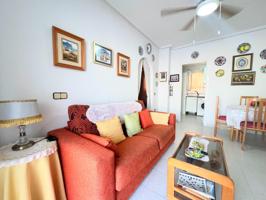 Apartamento en planta baja con terraza a solo 400 metros de la playa – Torrevieja photo 0