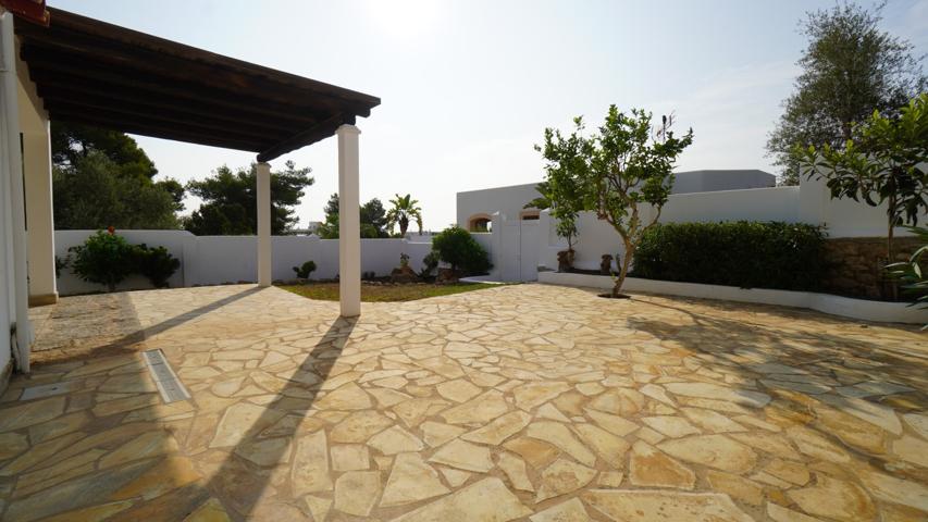 Casa En alquiler en Puig De Misa, Santa Eulària Des Riu photo 0