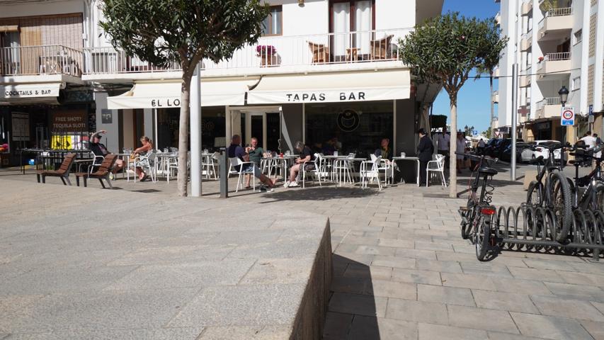 Local En alquiler en Plaza Del Cañón, Santa Eulària Des Riu photo 0