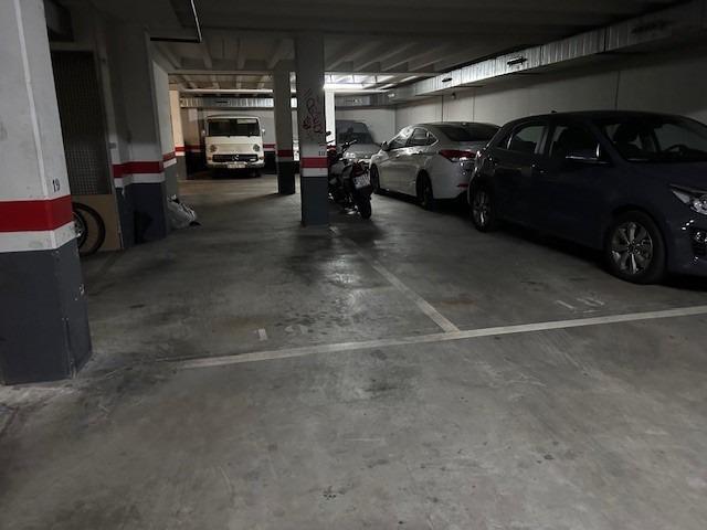 Plazas de PArking en venta en la calle Buxeda de Sabadell photo 0