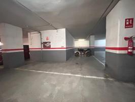 Plaza de parking en alquiler en la Plaça Catalunya de Sabadell photo 0