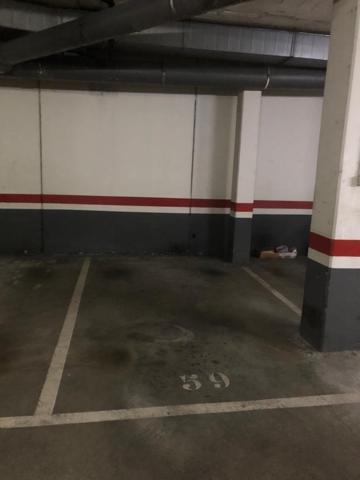 Plaza de parking en venta en la calle Buxeda 187 photo 0