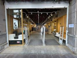 ¡OPORTUNIDAD ÚNICA! Local comercial de 240 m² en plena Rambla de Sabadell – Zona Prime photo 0