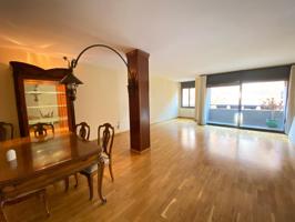 Piso en venta en el centro de Sabadell photo 0